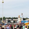 Am Eingang am Esperantoplatz mit Blick auf die Bavaria