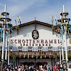 Die Fassade der Schottenhamel-Festhalle